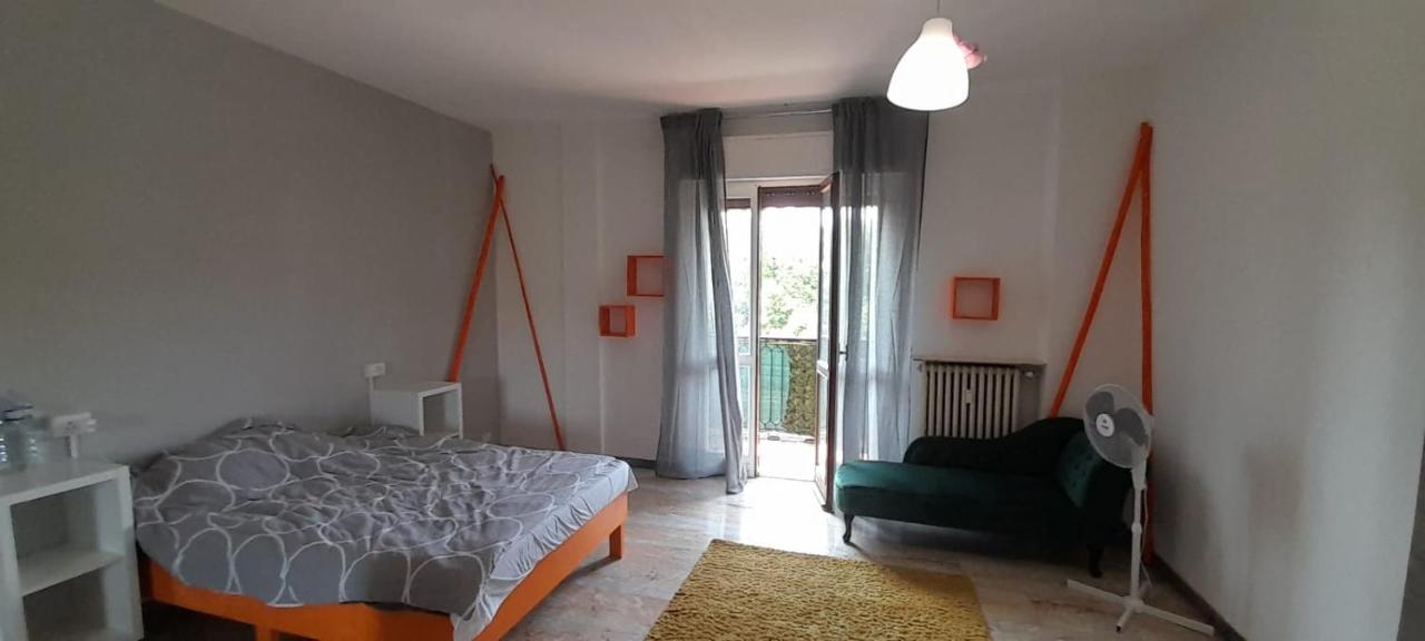 I Feel Orange Legnano Exterior foto