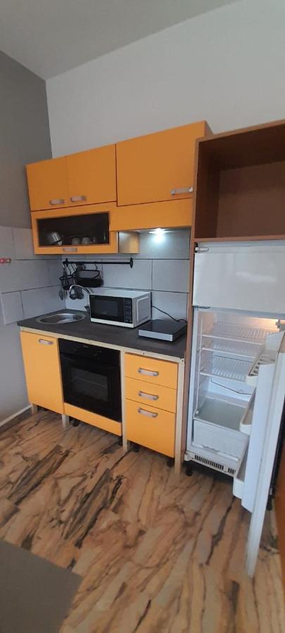 I Feel Orange Legnano Exterior foto