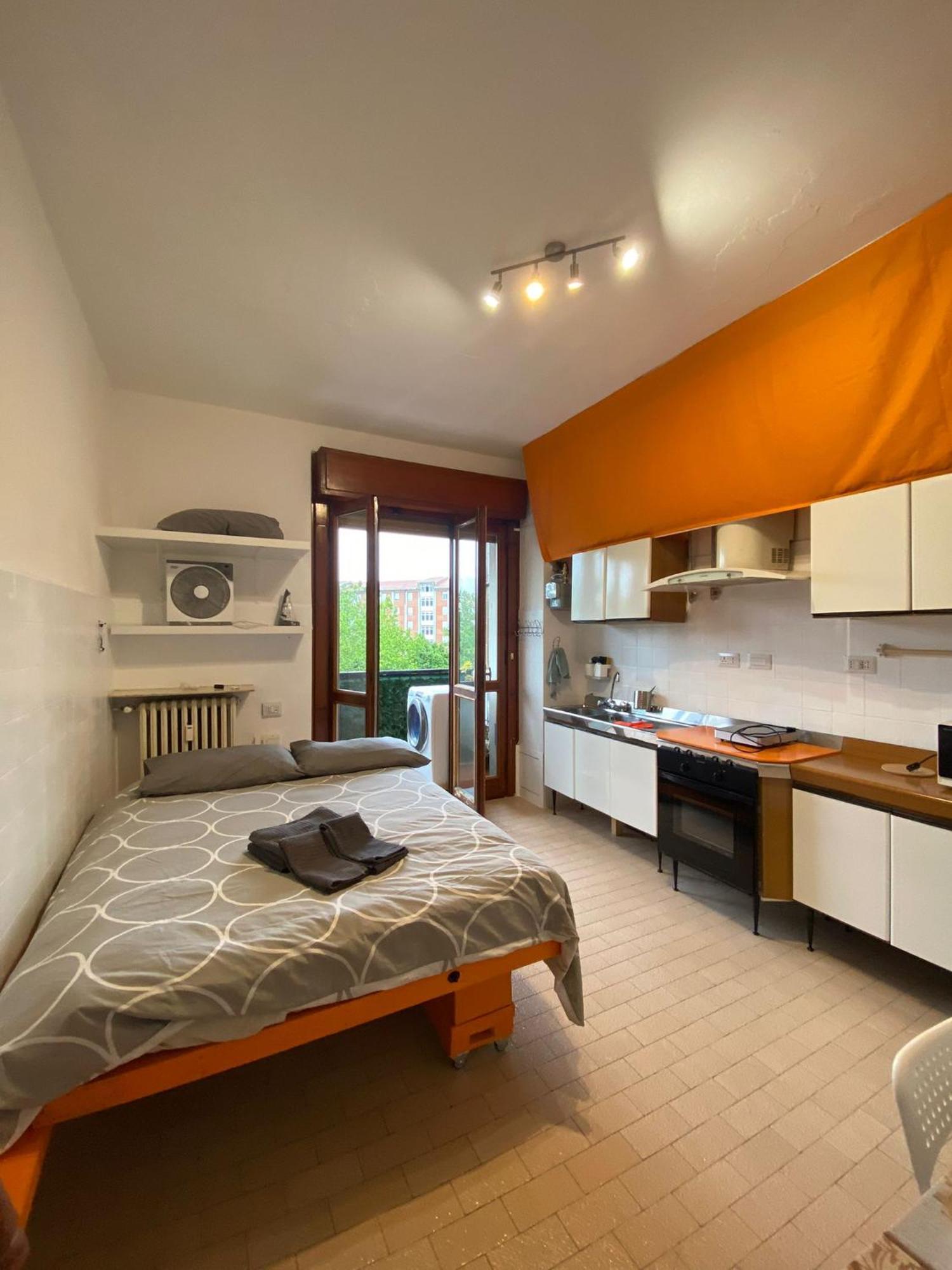 I Feel Orange Legnano Exterior foto